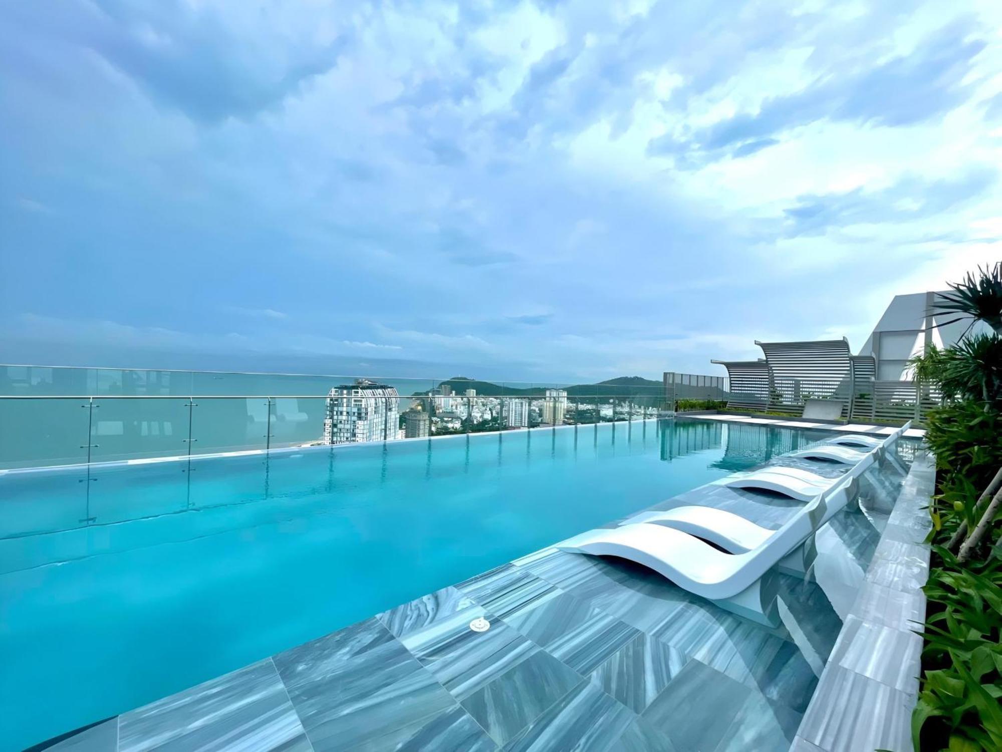Infinity Pool Luxury Apartment The Song Вунгтау Екстер'єр фото